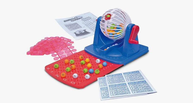 Zestaw do gry Bingo — karty, kule z numerami i maszyna losująca