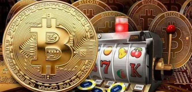 Ekran z grą hazardową za bitcoiny — automat online