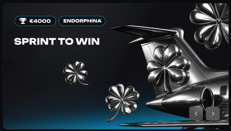 Kalendarz z zaznaczonymi dniami, w których przyznawane są dzienne darmowe spiny