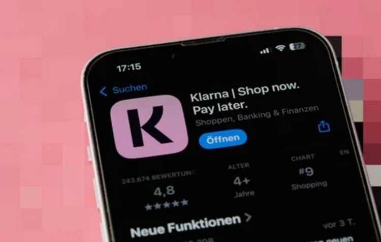 Logo Klarna z napisem i charakterystycznymi kolorami — różowym, niebieskim i żółtym