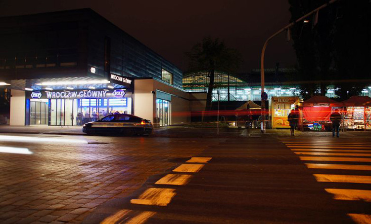 Wejście do kasyna we Wrocławiu — City Casino przy ulicy Świdnickiej